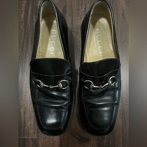 Gucci shoes for men size 38.